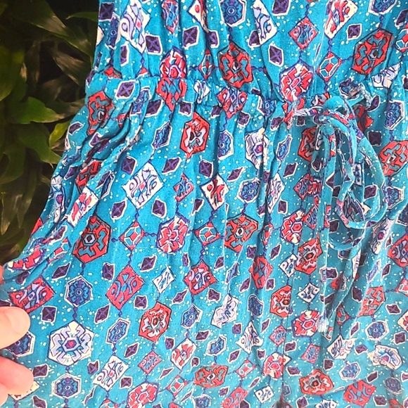 Shorts romper size 8 women's ( or youth xl) - Picture 2 of 6